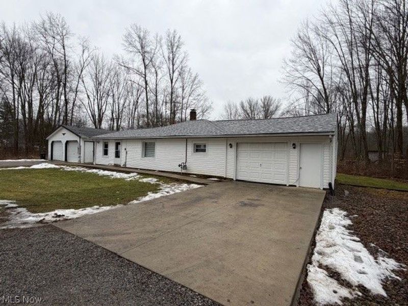 17911 Davis Road, Lake Milton, OH 44429 Photo 25