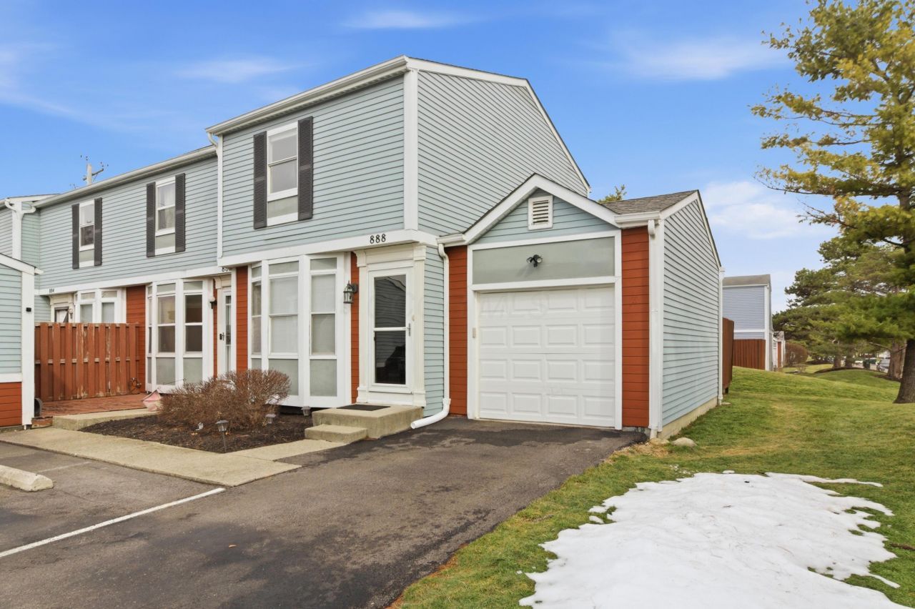 888 Annagladys Drive, Unit F4, Columbus, OH 43085 Main Photo