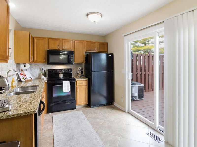 888 Annagladys Drive, Unit F4, Columbus, OH 43085 Photo 6