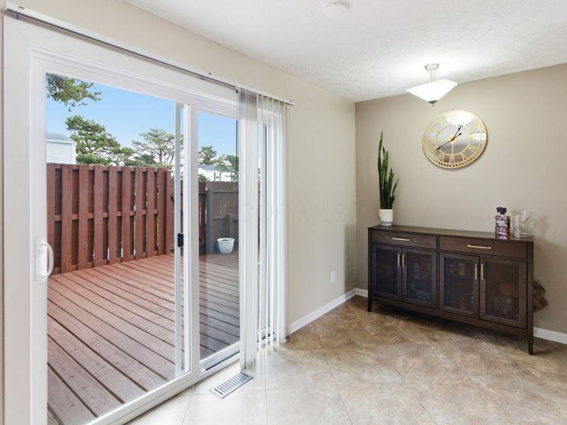 888 Annagladys Drive, Unit F4, Columbus, OH 43085 Photo 7