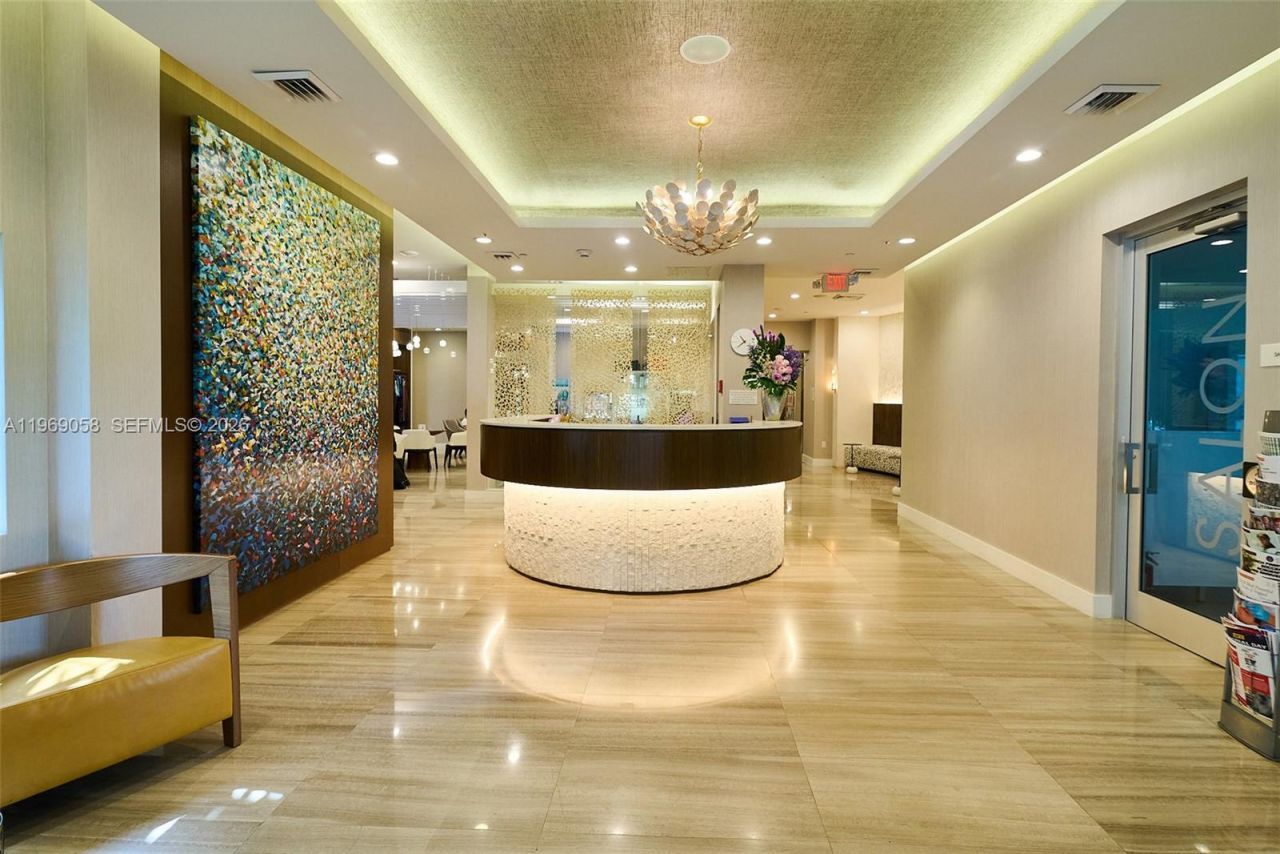 1000 W Island Blvd, Unit 2909, Aventura, FL 33160 Photo