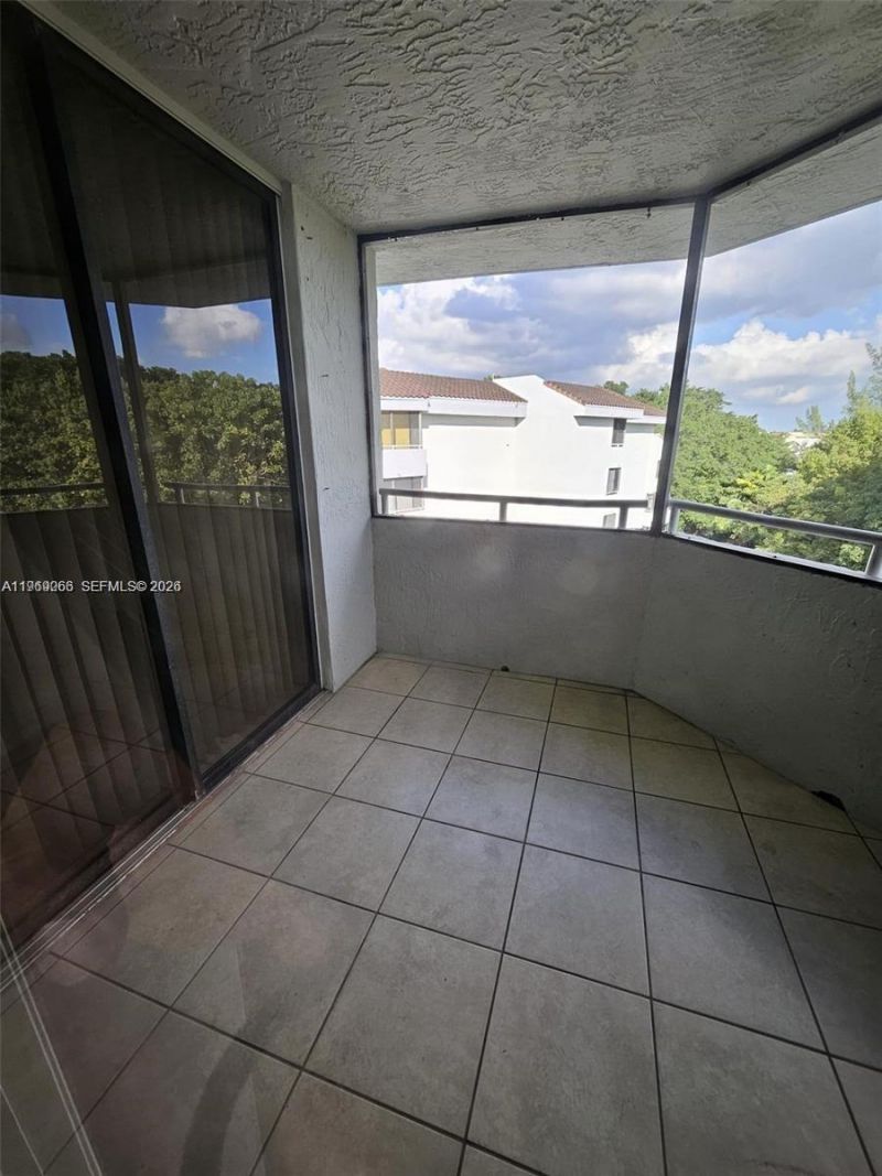 8365 SW 152nd Ave, Unit ph2, Miami, FL 33193 Photo