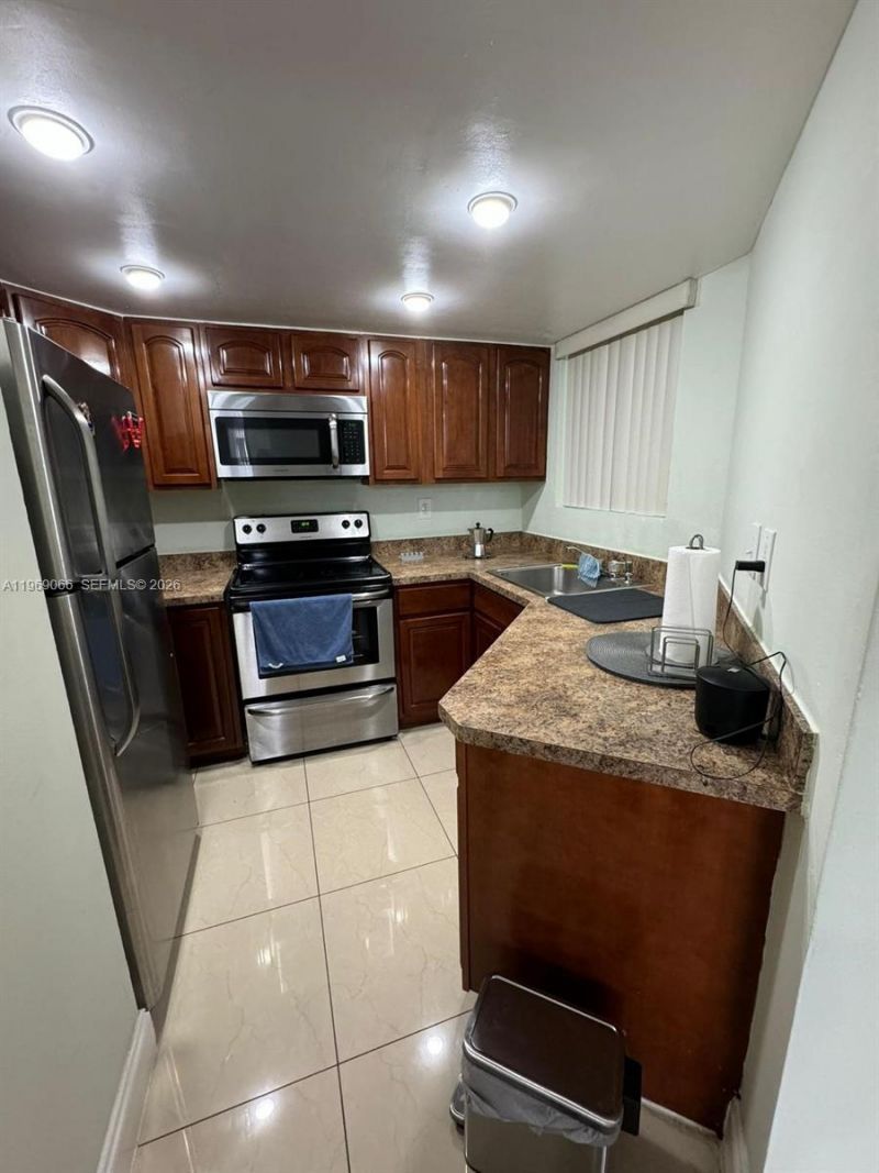 8365 SW 152nd Ave, Unit ph2, Miami, FL 33193 Photo