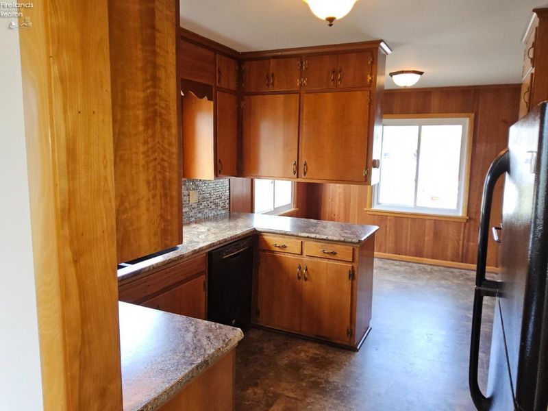 204 S Pennington, Sycamore, OH 44882 Photo 3