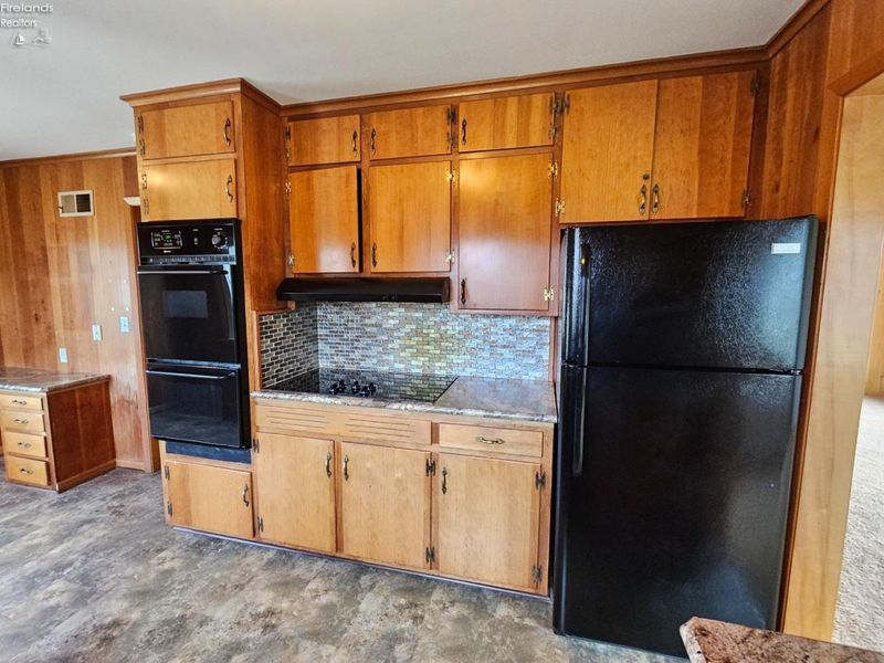 204 S Pennington, Sycamore, OH 44882 Photo 9