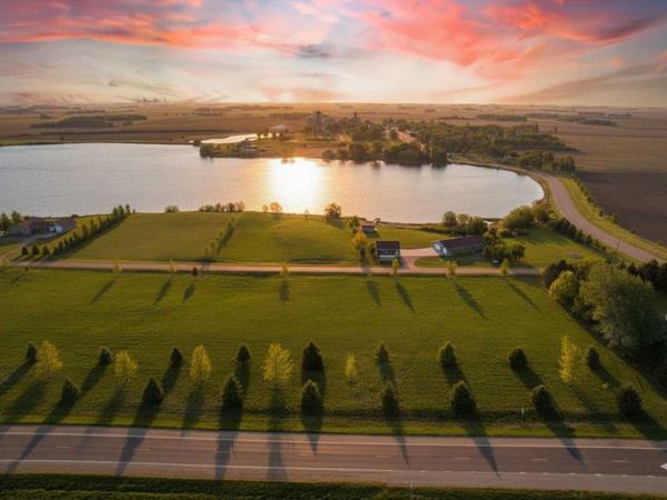 2 Summit Lane, Lake Wilson, MN 56151