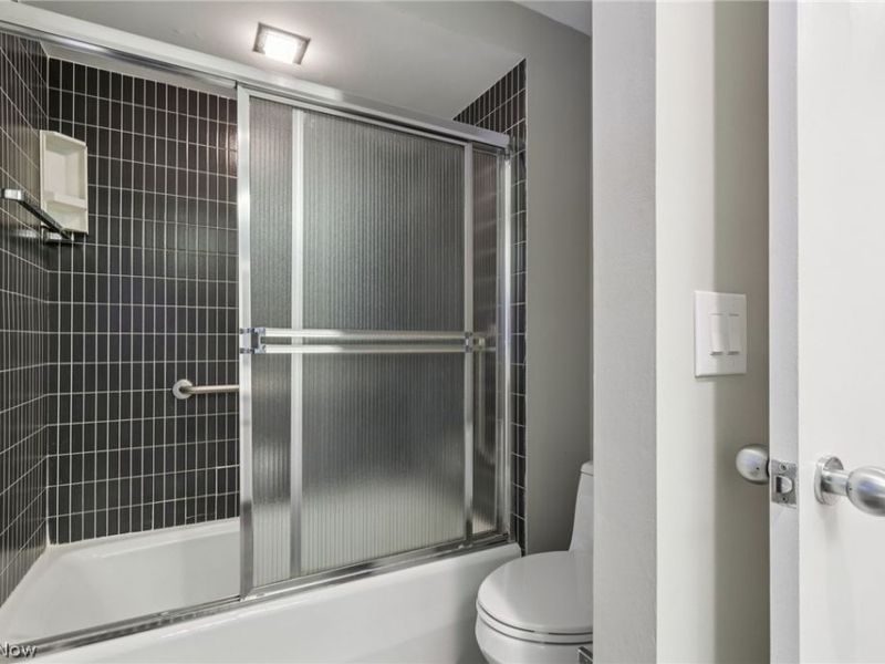 32150 S Woodland Road, Cleveland, OH 44124 Photo 31