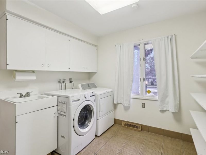 32150 S Woodland Road, Cleveland, OH 44124 Photo 43