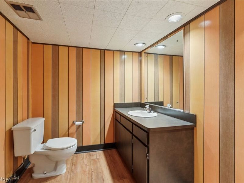 32150 S Woodland Road, Cleveland, OH 44124 Photo 45