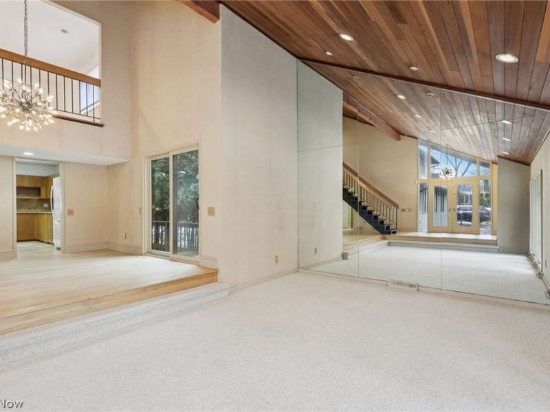 32150 S Woodland Road, Cleveland, OH 44124 Photo 7