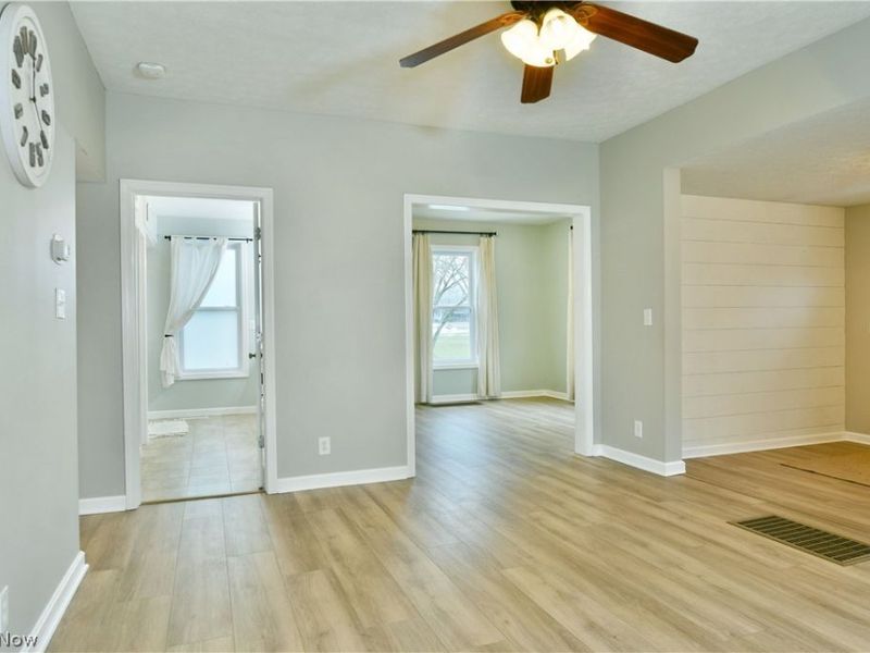 182 Raymond Avenue NW, Warren, OH 44483 Photo 10