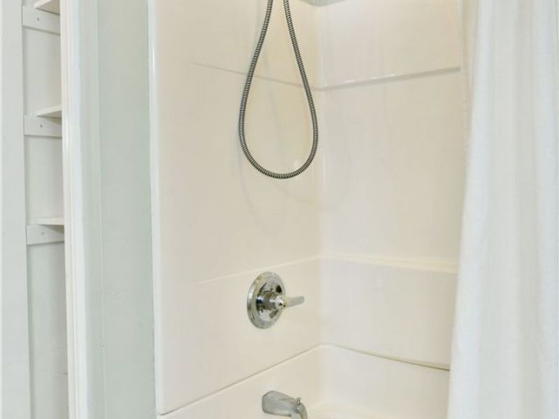 182 Raymond Avenue NW, Warren, OH 44483 Photo 18