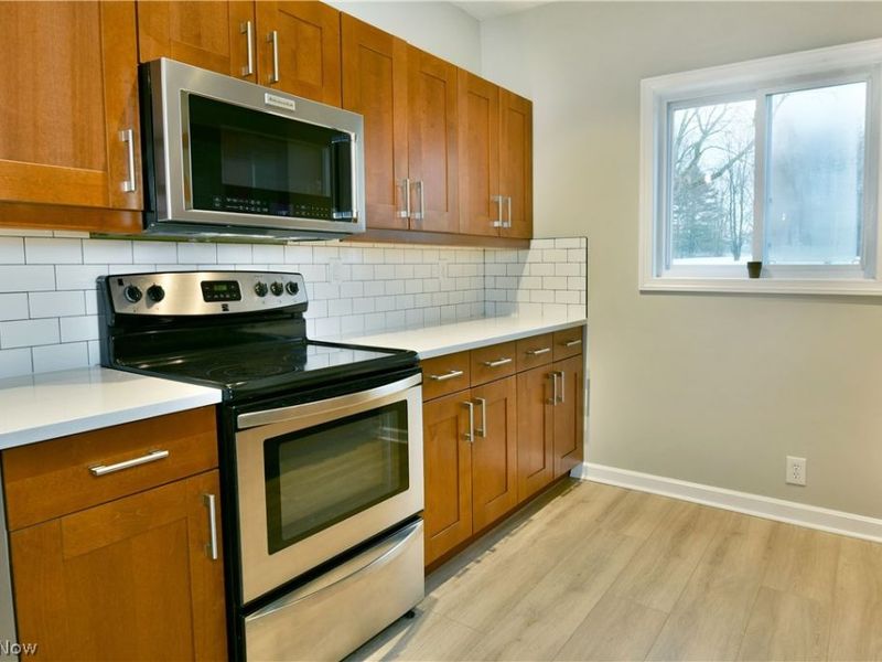 182 Raymond Avenue NW, Warren, OH 44483 Photo 21