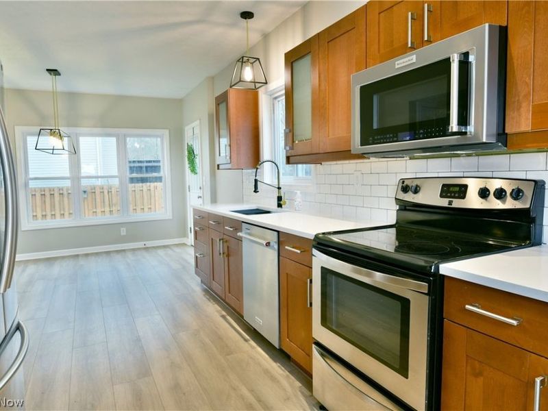 182 Raymond Avenue NW, Warren, OH 44483 Photo 23