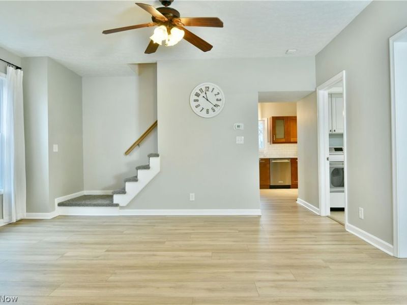 182 Raymond Avenue NW, Warren, OH 44483 Photo 6