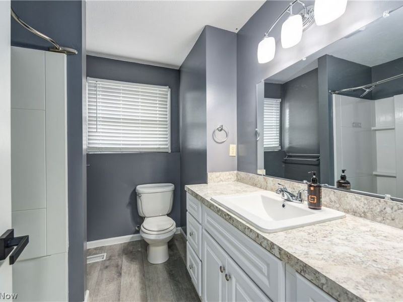 703 N Main Street, Amherst, OH 44001 Photo 19