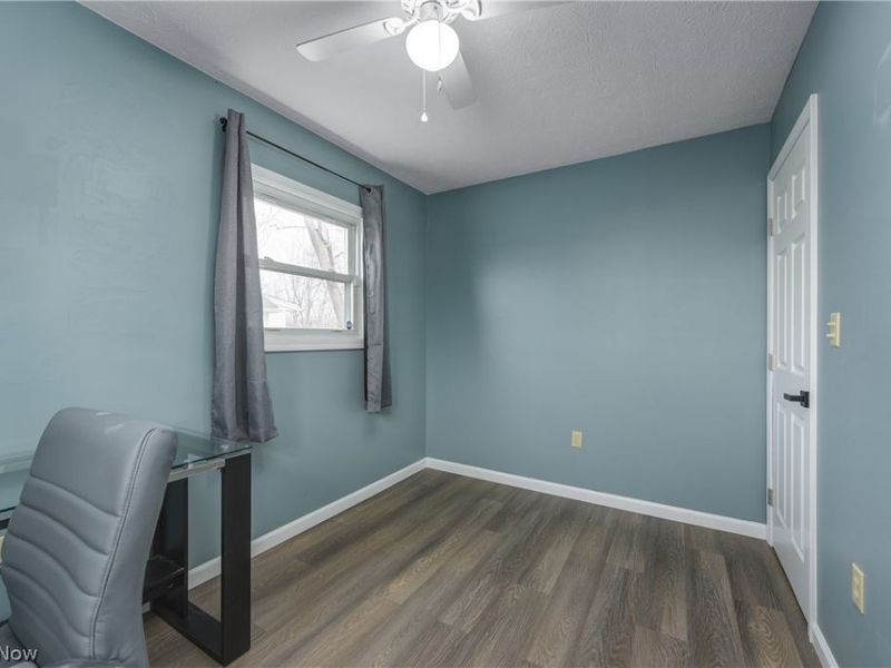 703 N Main Street, Amherst, OH 44001 Photo 23