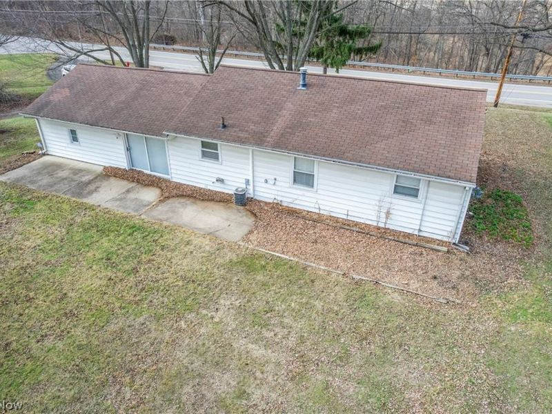 703 N Main Street, Amherst, OH 44001 Photo 31