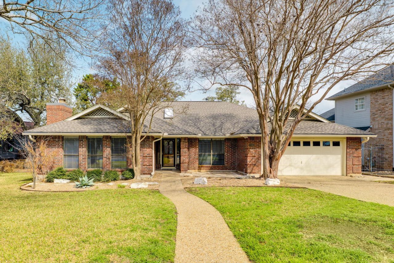 7102 Anaqua Dr, Austin, TX 78750 Main Photo