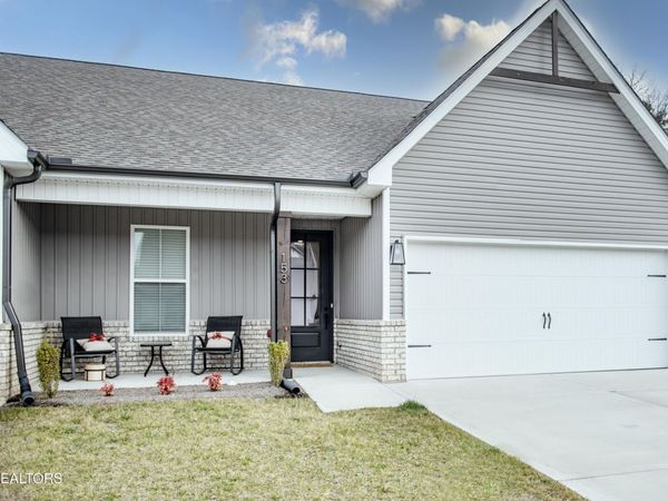 153 Elise Way, Lenoir City, TN 37771