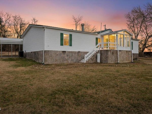 151 Disco Loop Rd, Friendsville, TN 37737