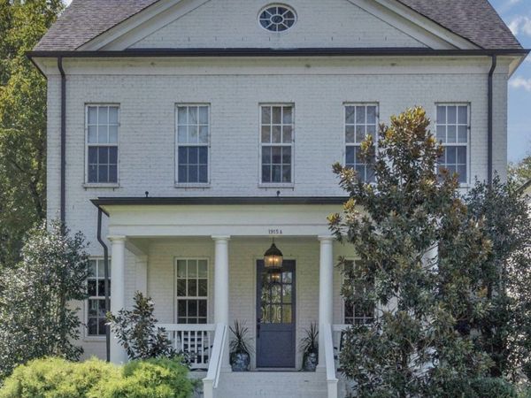 1915A Overhill Dr, Nashville, TN 37215