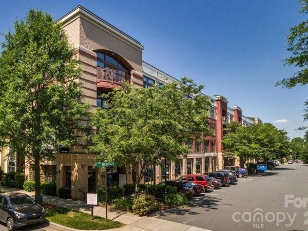 2125 Southend Drive, Unit 448, Charlotte, NC 28203