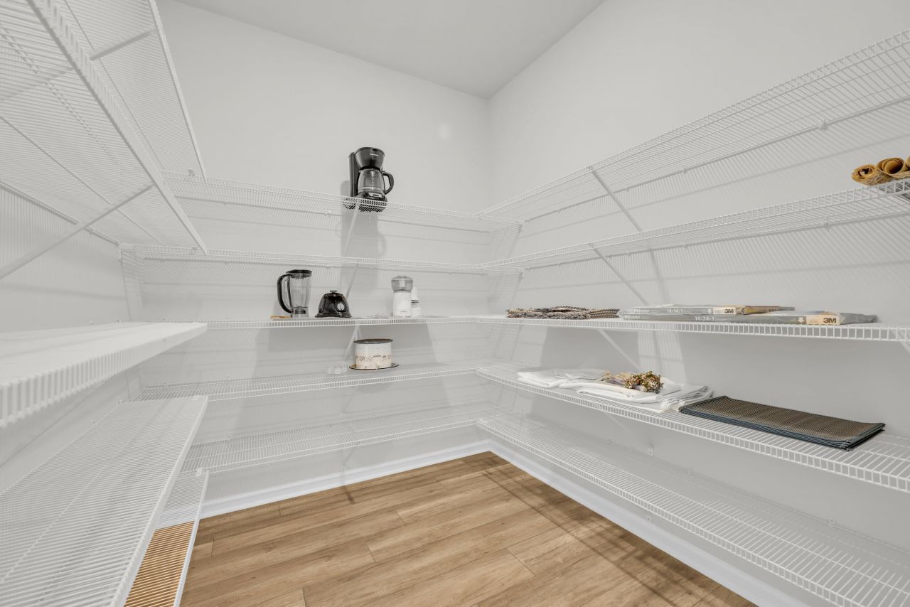 1011 Locals Street Photo 19