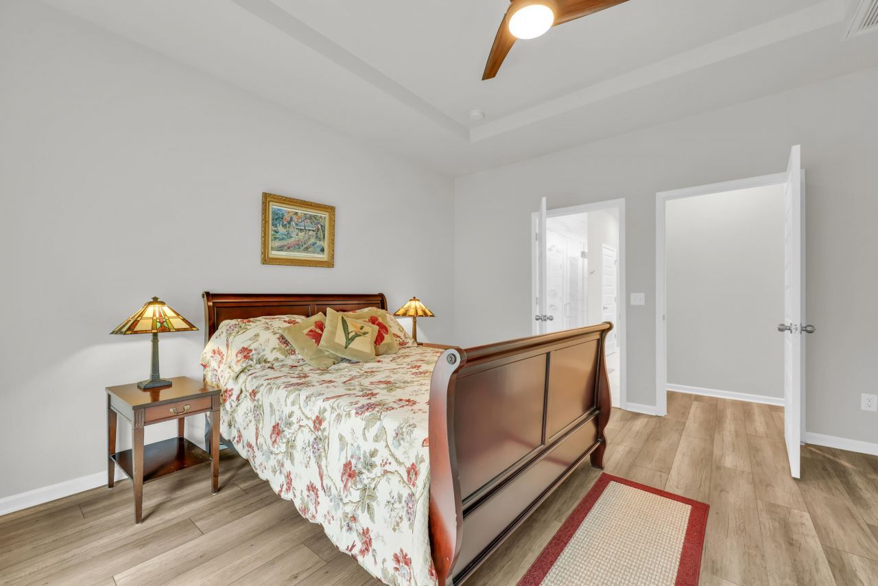 1011 Locals Street Photo 23