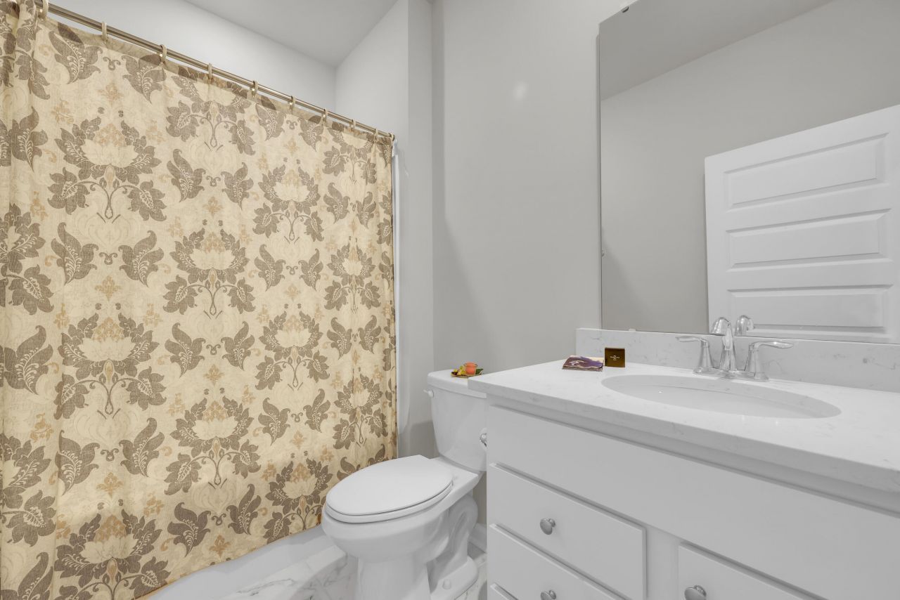 1011 Locals Street Photo 27