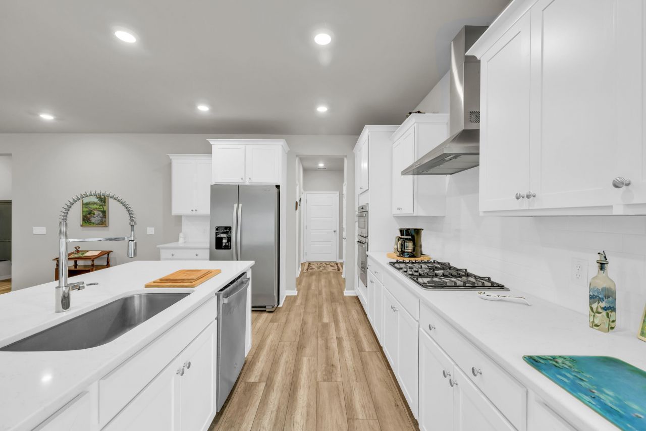 1011 Locals Street Photo 8