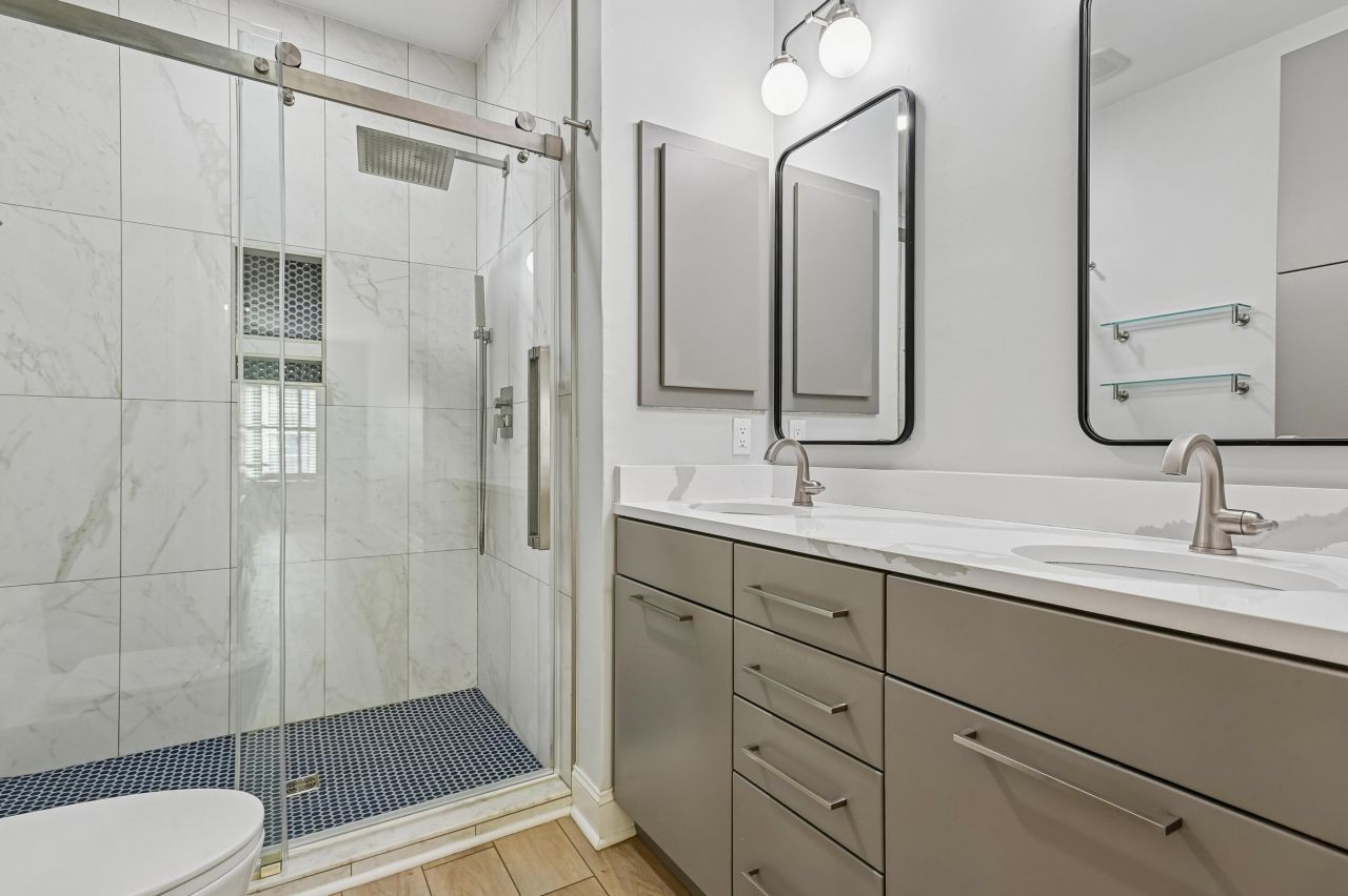 1025 Riverland Woods Place Photo 19