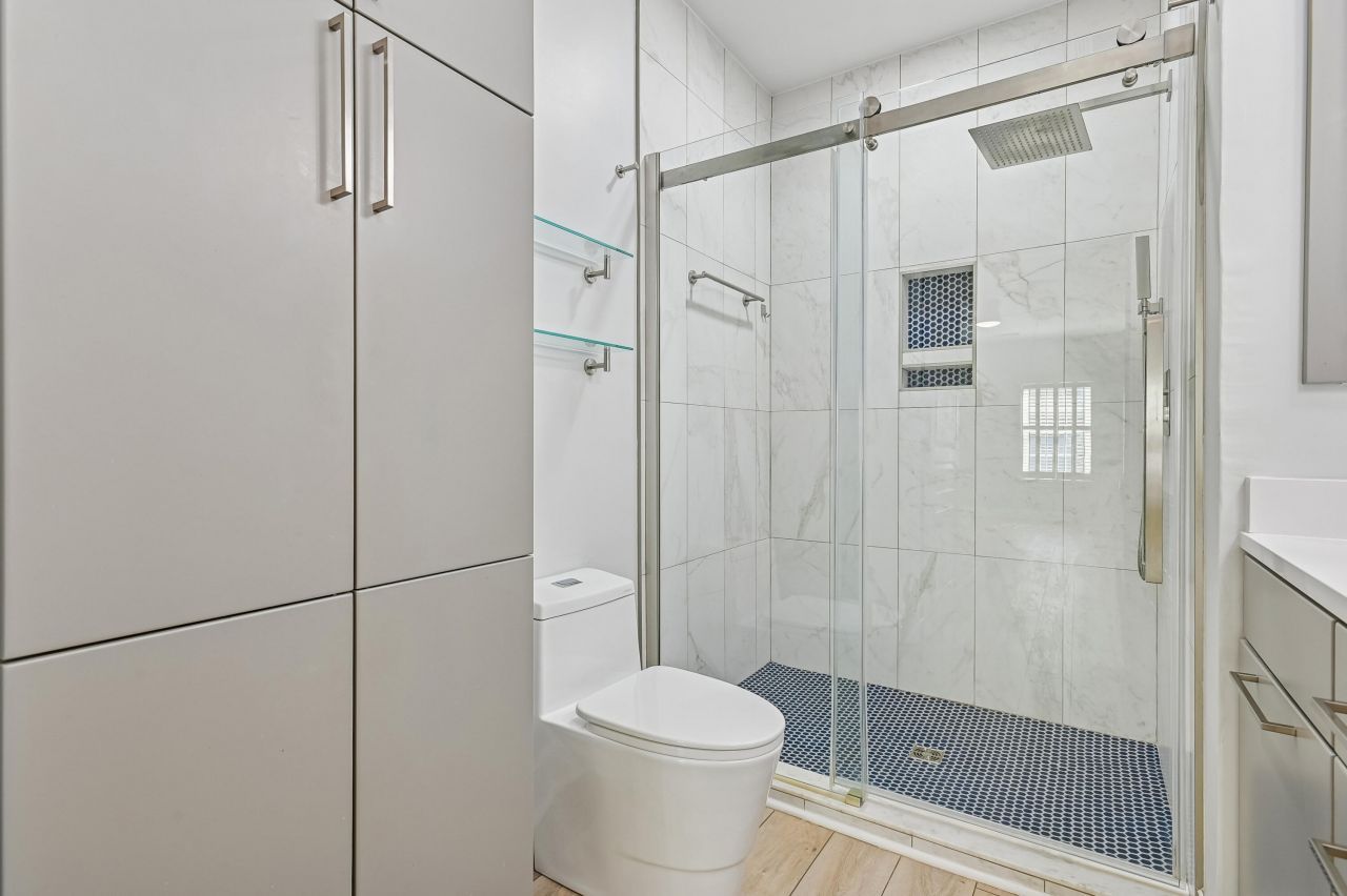 1025 Riverland Woods Place Photo 20