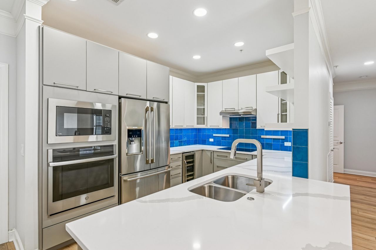 1025 Riverland Woods Place Photo 3