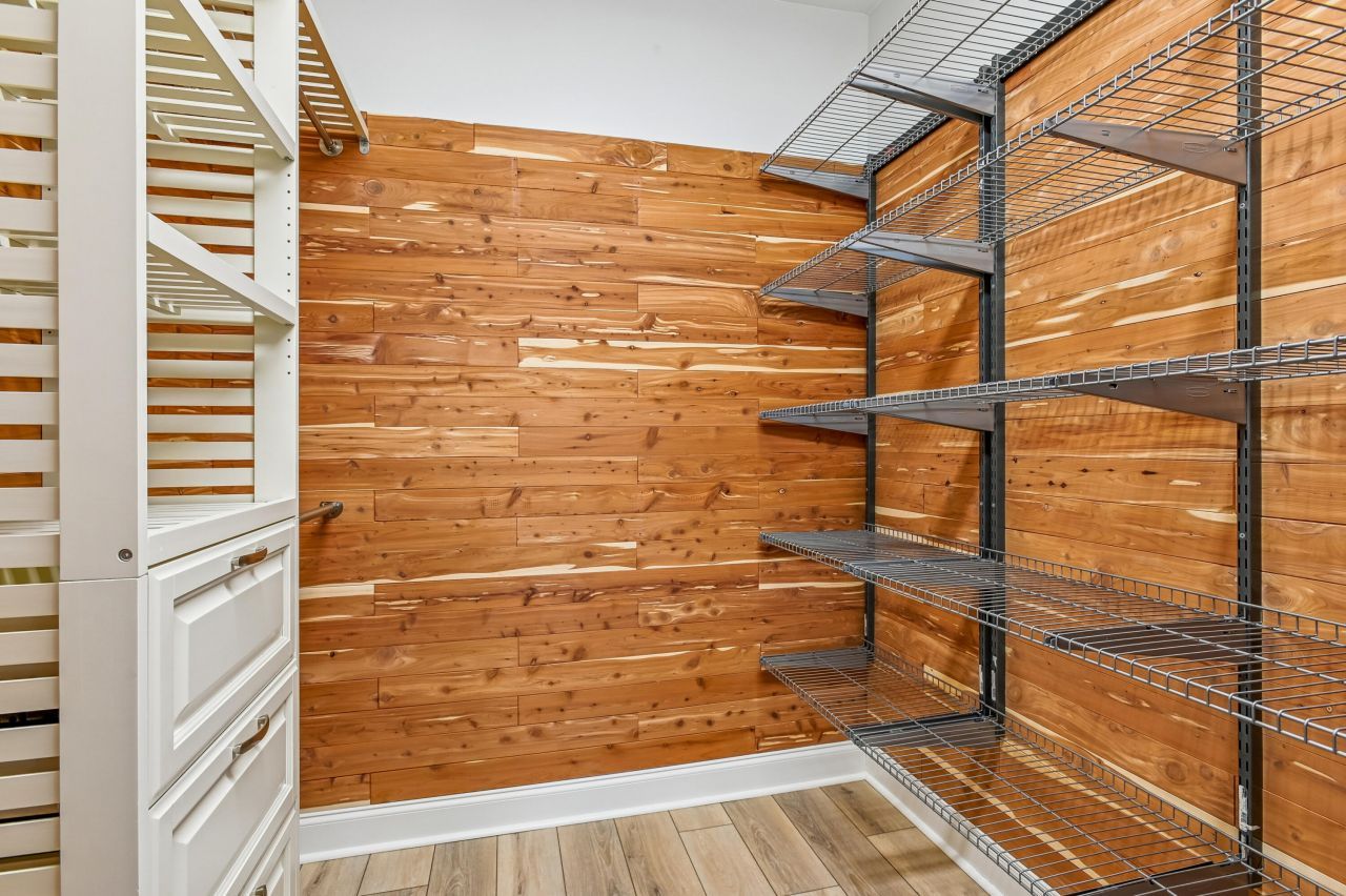 1025 Riverland Woods Place Photo 31