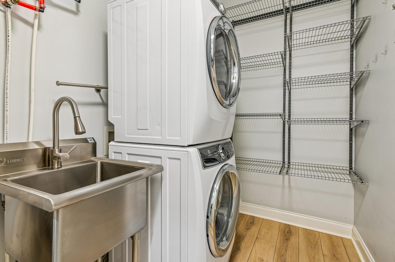 1025 Riverland Woods Place Photo 34