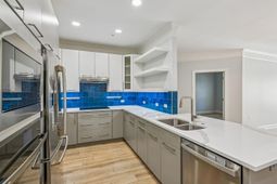 1025 Riverland Woods Place photo 4