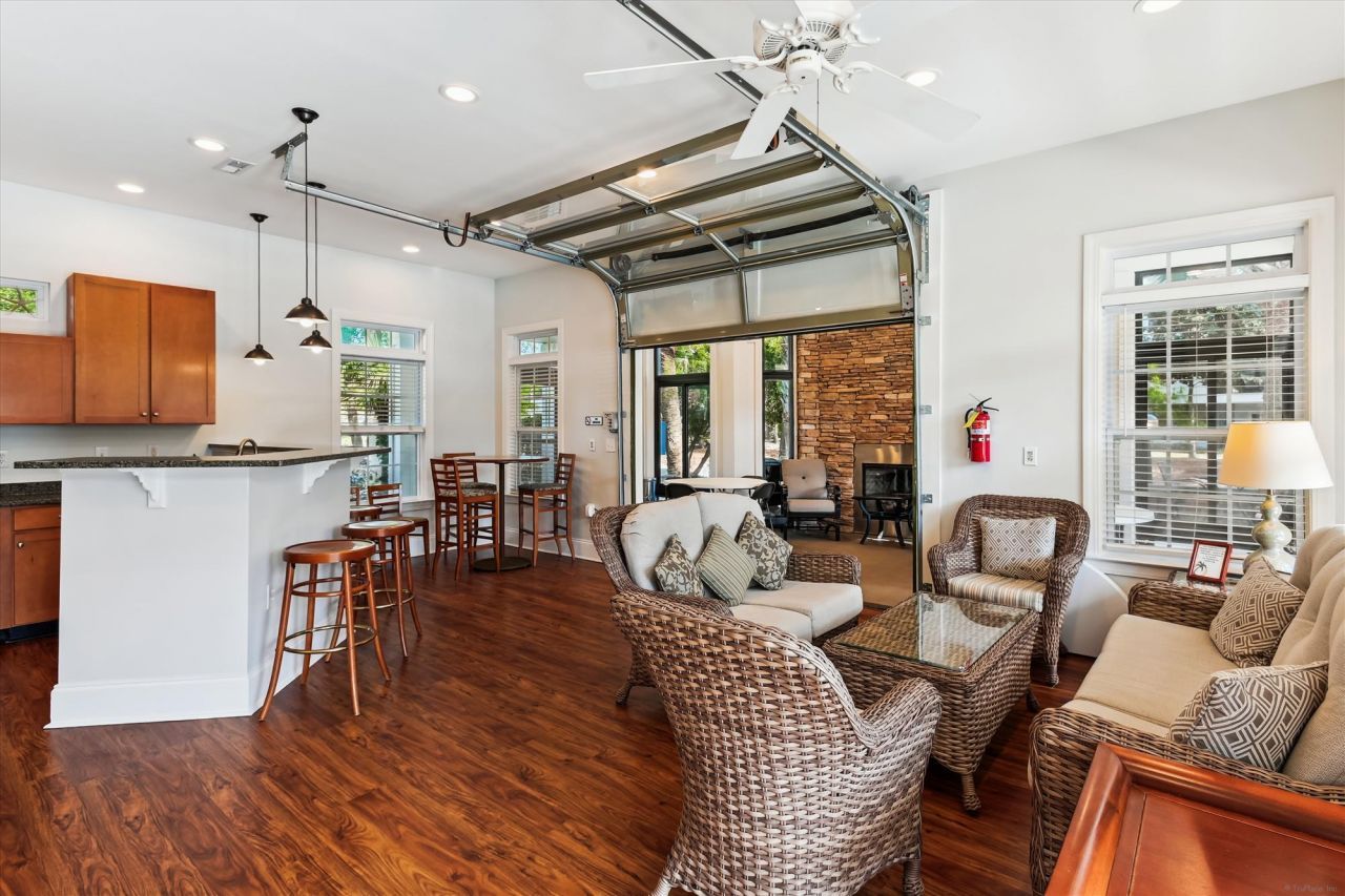 1025 Riverland Woods Place Photo 64