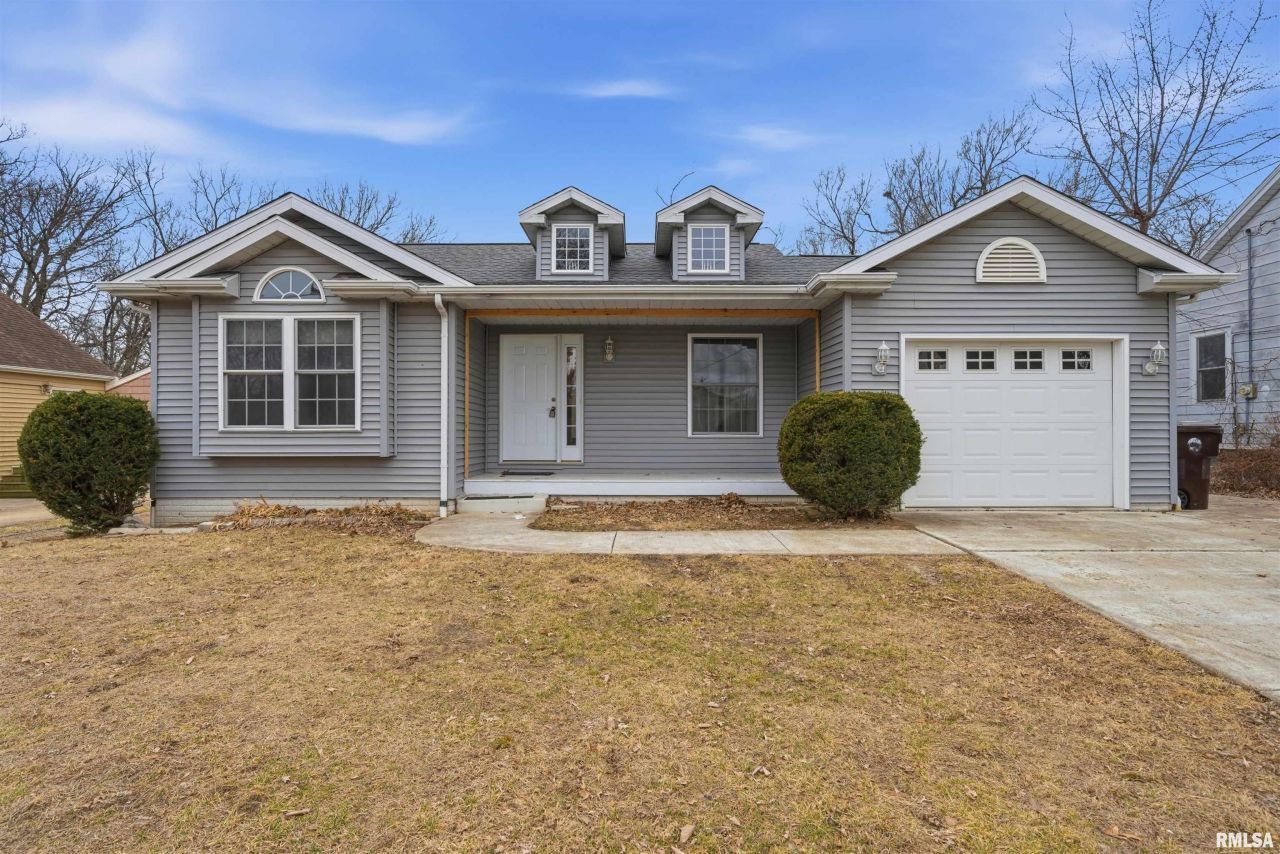 121 Apple Court, Creve Coeur, IL 61610 Main Photo