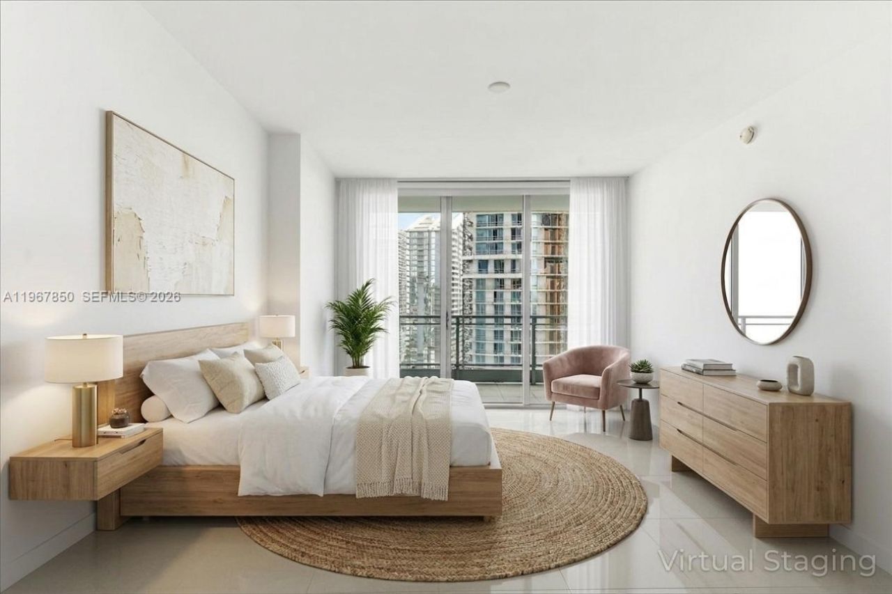 92 SW 3rd St, Unit 3804, Miami, FL 33130 Photo