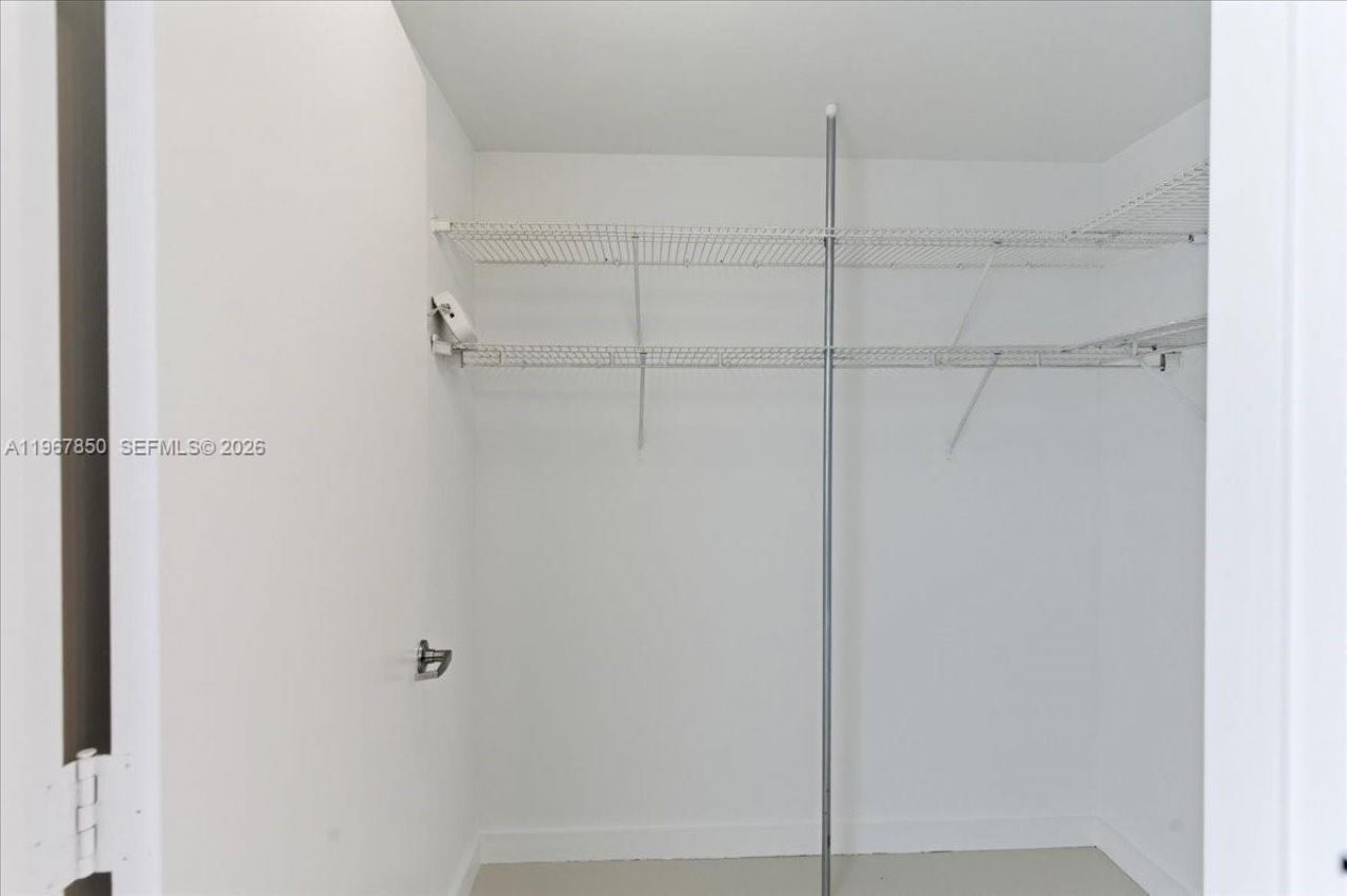 92 SW 3rd St, Unit 3804, Miami, FL 33130 Photo