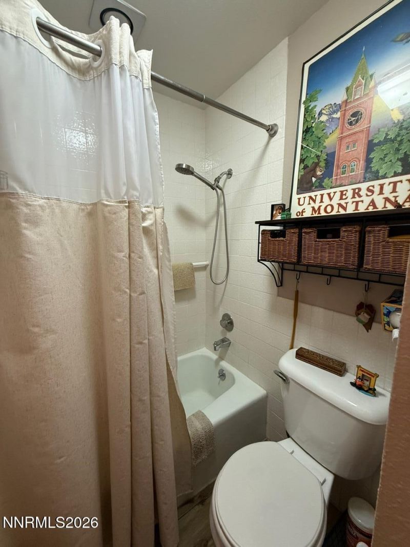 186 Lake Glen Drive, Carson City, NV 89703 Photo