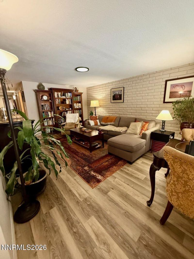 186 Lake Glen Drive, Carson City, NV 89703 Photo