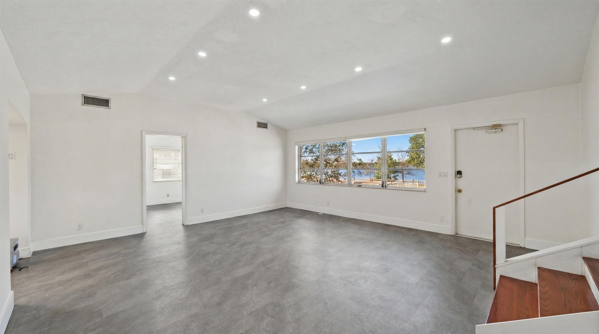 5160 Lake Osborne Drive, Lake Worth, FL 33461 Photo