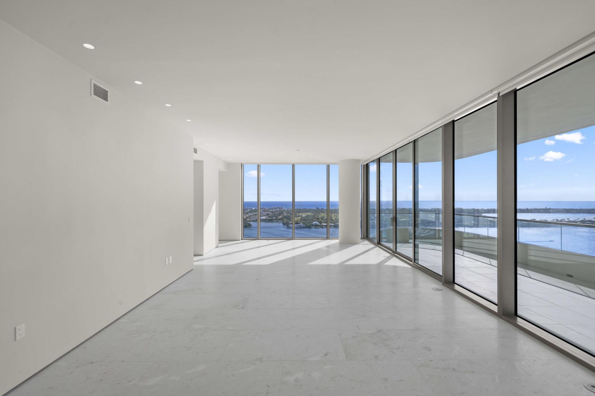 200 Arkona Court, Unit 2203, West Palm Beach, FL 33401 Photo