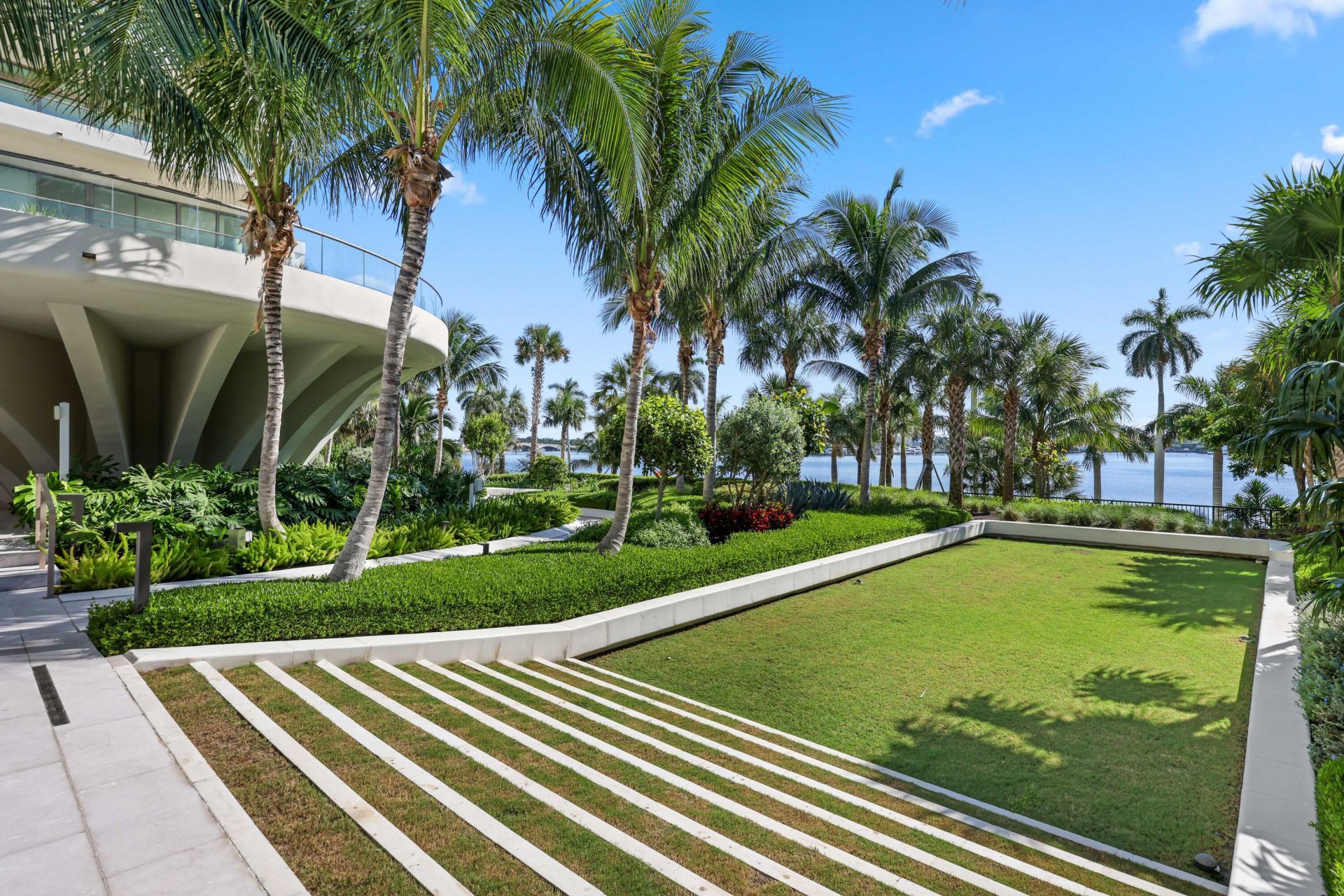 200 Arkona Court, Unit 2203, West Palm Beach, FL 33401 Photo