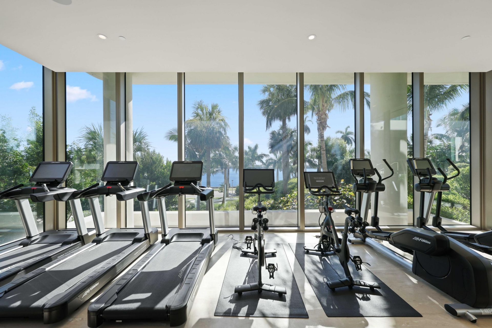 200 Arkona Court, Unit 2203, West Palm Beach, FL 33401 Photo