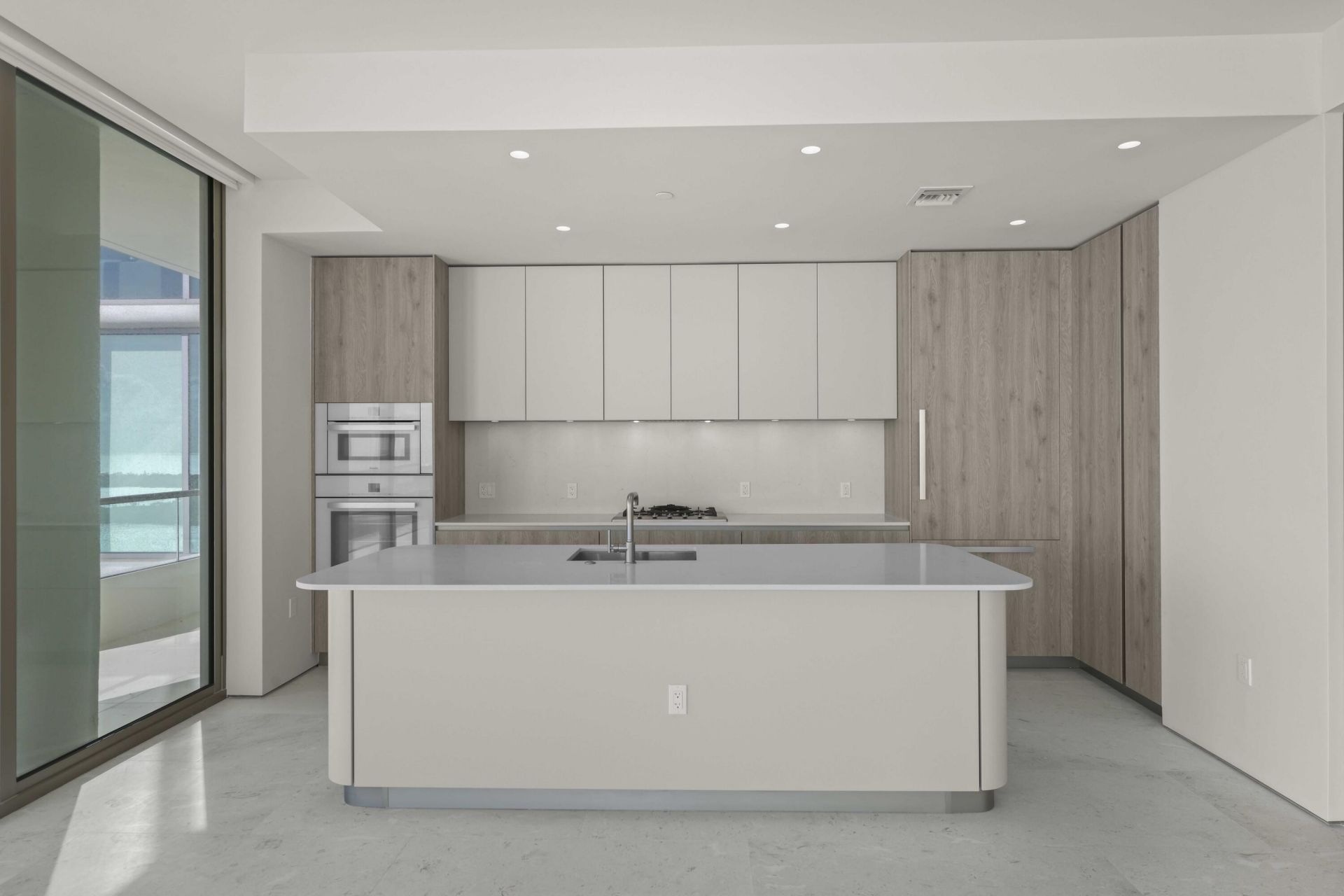 200 Arkona Court, Unit 2203, West Palm Beach, FL 33401 Photo