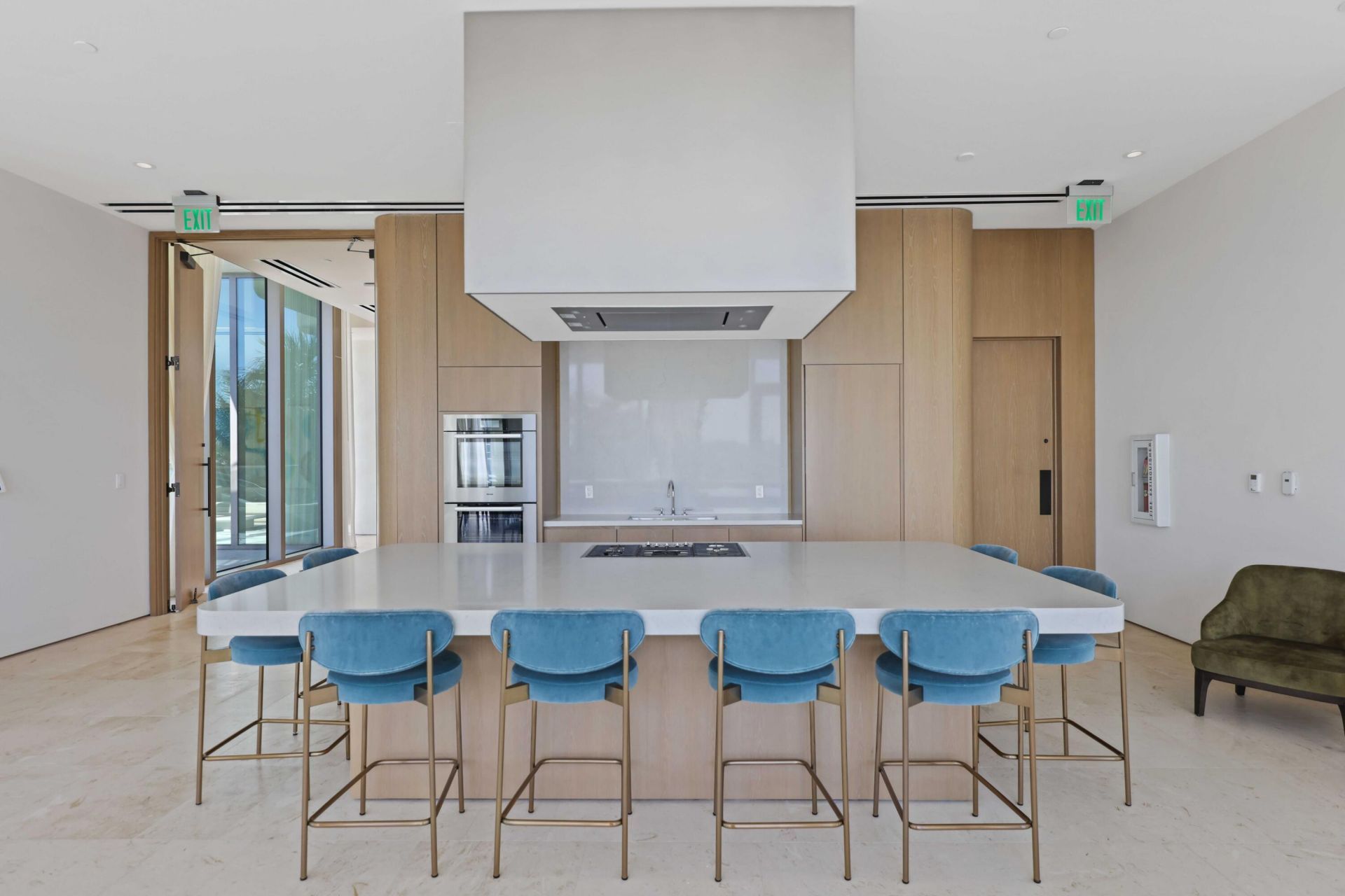 200 Arkona Court, Unit 2203, West Palm Beach, FL 33401 Photo