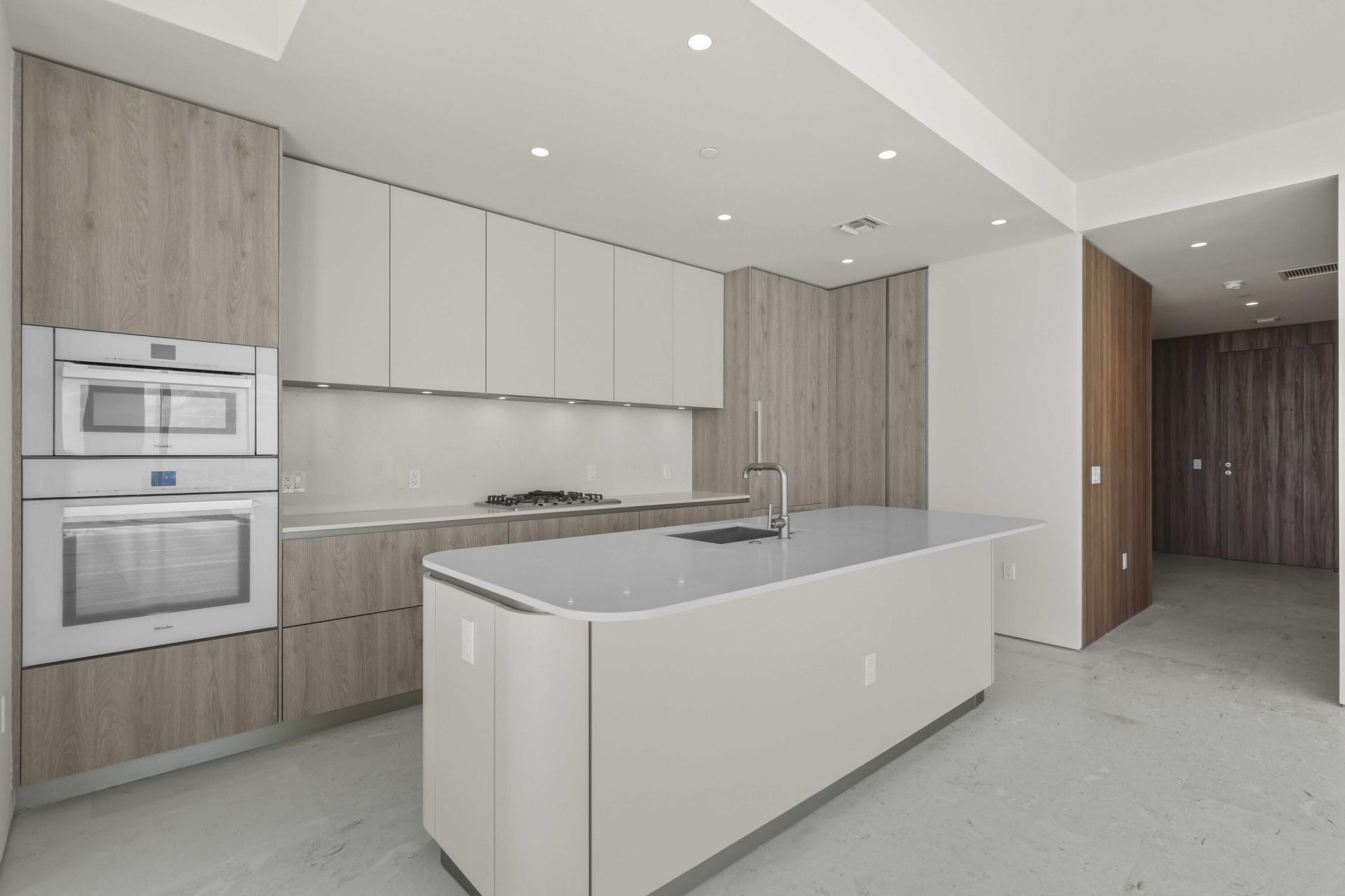 200 Arkona Court, Unit 2203, West Palm Beach, FL 33401 Photo